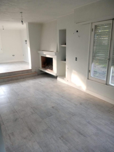 Oportunidad Unica En Pinamar!! Importante Vivienda A La Venta!