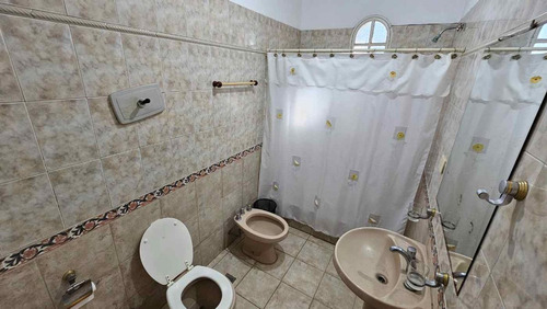 Venta Quinta 4 Ambientes Pileta Quincho Arboleda