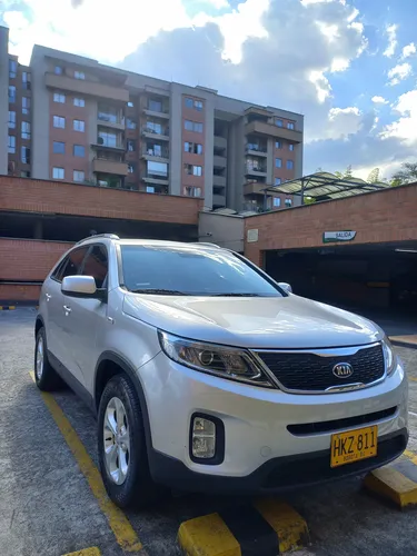 Kia Sorento 2.4 Radical 4x2