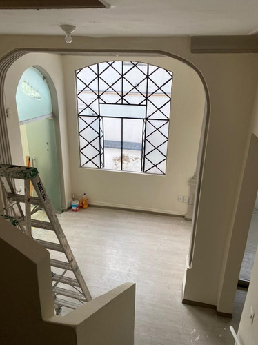 Rento Casa Con Uso De Suelo Comercial En Colonia Roma Norte