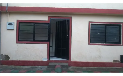 Venta De Casa Trifamiliar En Las Acacias, Jamundi 4567.