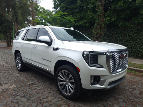 Impecable Familiar O Ejecutiva Motor Nuevo De Agencia Con Ga