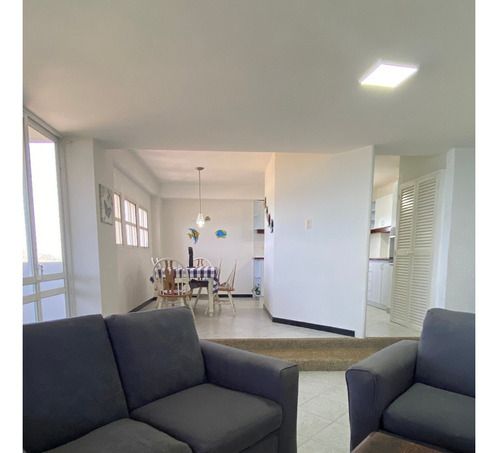Imagen 3 de 8 de Apartamento En Conjunto Residencial Playa Moreno, Sector La Caracola