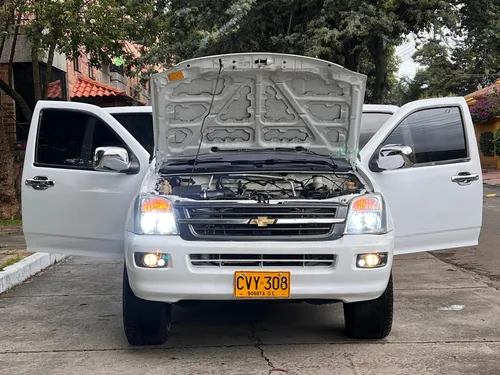 D Max 4x2 Gasolina