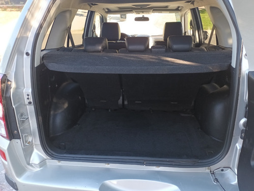 Imagen 15 de 24 de Camioneta Suzuki Grand Vitara Jiii, 4x4, 2010, Motor 2.4