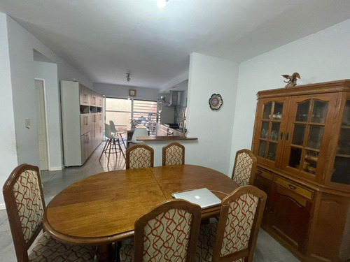 Venta Casa 5 Ambientes Barrio Naon Mataderos