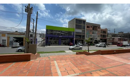 Venta Local Comercial Nº 1 70 M2 Edificio Urano Chía Cundinamarca