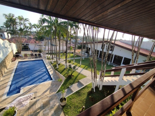 Casa Com Piscina Semi Olímpica Aquecida, (mansão),sauna, Spa Hidromassagem Para 9 Pessoas ,8 Quartos, 1516 Metros, Salão De Festas, Salão De Jogos Completo, Churrasqueira Completa, Alarme Cameras