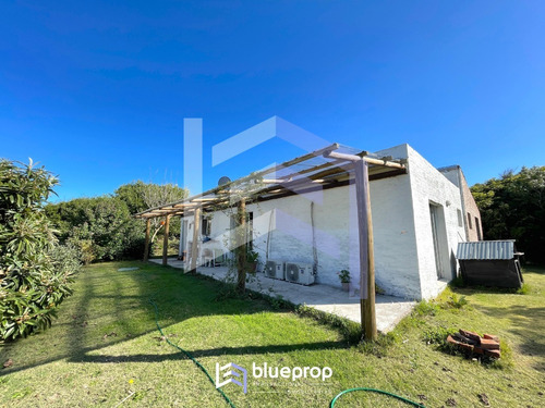 Imagen 18 de 22 de Casa En Venta En Punta Ballena, Zona De Las Grutas A Solo Dos Cuadras Del Mar !