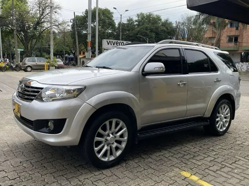 Toyota Fortuner 2.7l 4x2