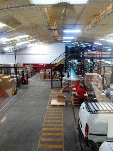 Imagen 2 de 9 de Depósito De 750m2 A Mts. Av. Triunvirato
