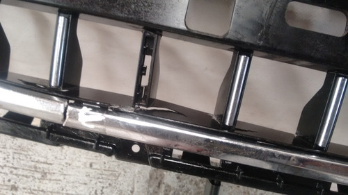 Parrilla Q5 13/16 8r0853651 Ab C/ Detalles (Usado)