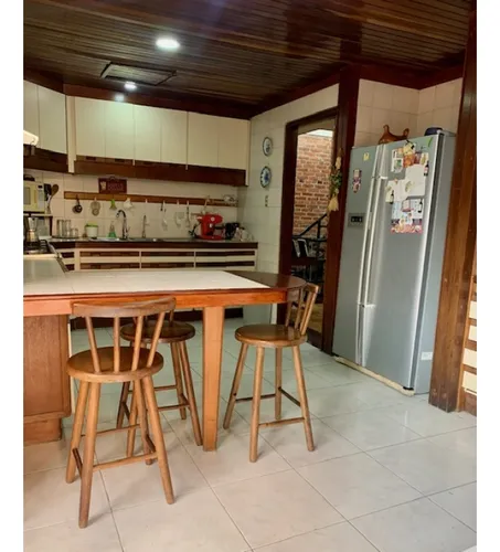 Casa Lomas De La Lagunita