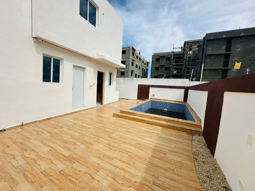 Se Renta Casa Con Piscina En San Isidro Prado Oriental