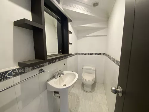 Edificio En Venta En Cuarto De Legua - Guadalupe. Cod V8014640
