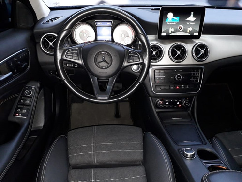 Mercedes-benz Gla 200 1.6 Cgi Enduro 16v Turbo Flex 4p