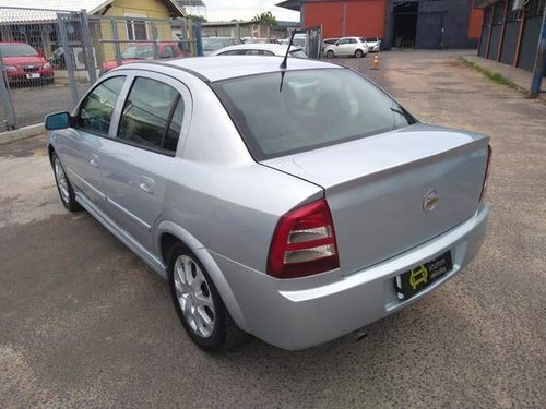 Chevrolet Astra 2.0 Mpfi Advantage Sedan 8v Flex 4p Manual