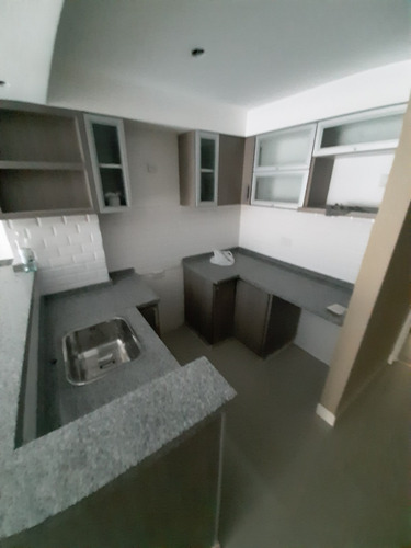 Imagen 5 de 17 de Ph Tres Ambientes A Estrenar/ Cochera Fija Y Patio (villa Urquiza)