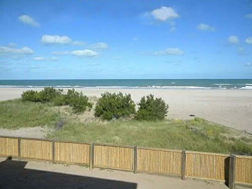 Imagen 3 de 20 de Casa Frente Al Mar En Gesell. Alquiler Venta