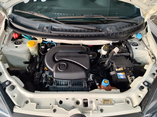 Fiat Uno 1.4 Sporting Flex 5p