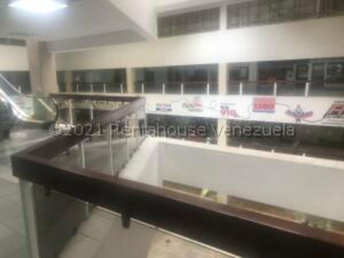 Imagen 26 de 27 de #23-1342 Bello Local Comercial En Prado Humboldt