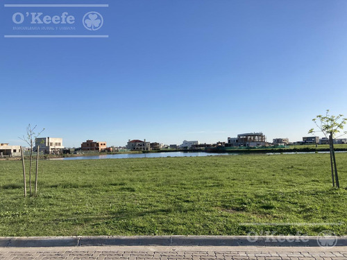 Imperdible Lote En Venta A Laguna En Barrio Villalobos - Hudson - Oportunidad.