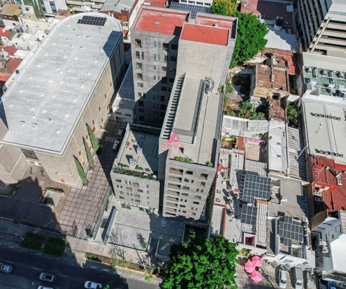 Departamento En Venta En Chapultepec,col. Americana, Gdl, Jal