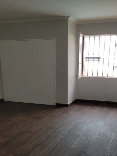 Imagem 10 de 17 de Apartamento - Ap00485 - 70137242