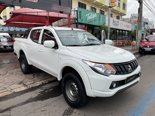 Mitsubishi L200 2.4 Triton Sport Hpe S Cab. Dupla 4x4 Aut. 4p