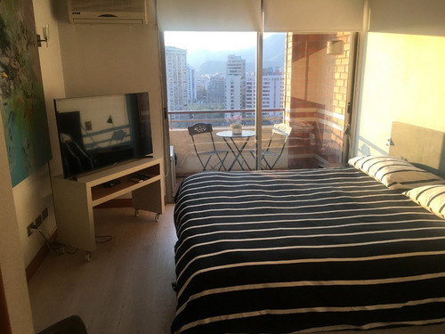 Departamento En Inmejorqable Ubicacion En Las Condes
