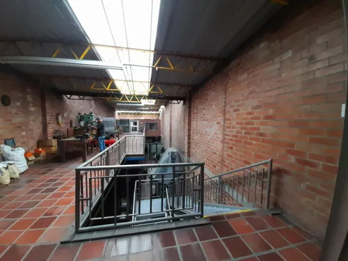 Bodega En Venta En Inglés. Cod V1038227