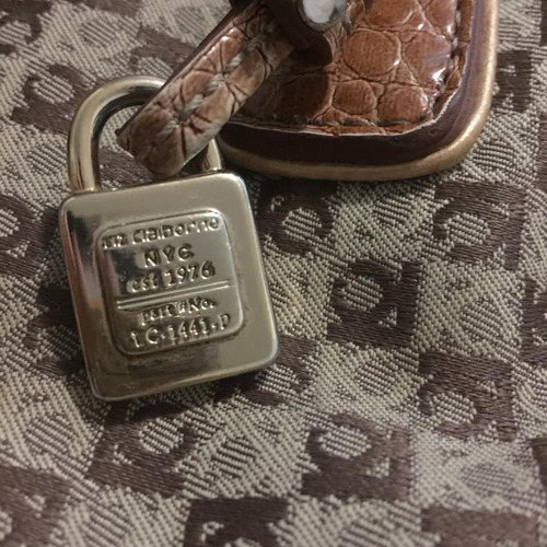 Imagen 2 de 5 de Bolsa Liz Claiborne Original Hermosa