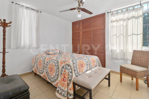 Departamento En Venta En Villa Hamburgo, Versalles, Puerto Vallarta