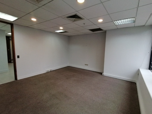 Imagen 8 de 19 de Oportunidad Oficina En Venta Metro El Golf