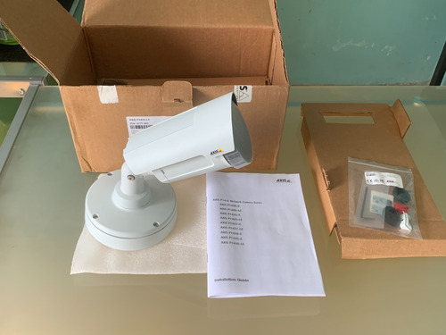Camara Ip Axis P1435-le Network (Usado)