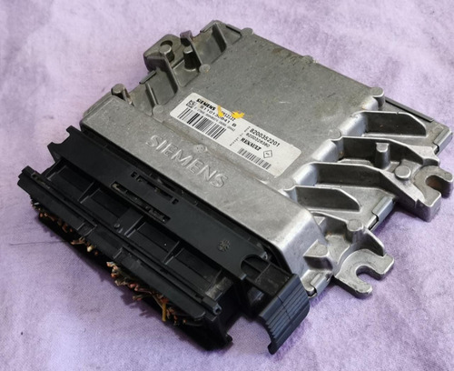 Arnes Conector De Computadora Platina Clio 2004-2007 1.6l (Usado)