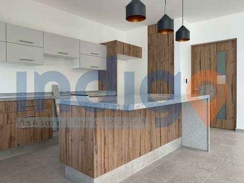 Imagen 17 de 30 de Casa En Venta En Lomas De Juriquilla (nueva)