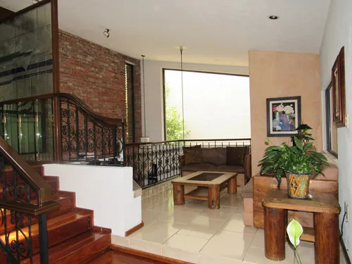 Casa En Venta En Jardines En La Montaña