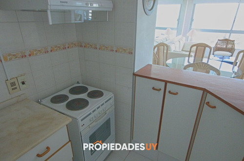 Imagen 10 de 22 de Apartamento 2 Dormitorios En Alquiler Anual