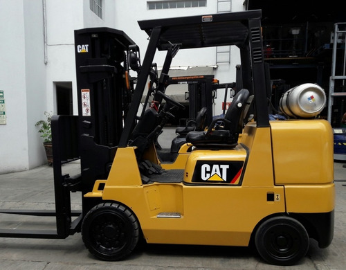 Imagen 3 de 8 de Montacargas 4 Toneladas Caterpillar Gas Lp, Oferta