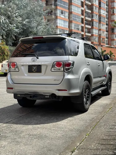 Toyota Fortuner 2.7l 4x2