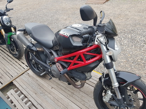 Imagen 3 de 8 de Ducati Monster 800