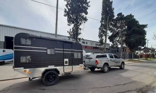 Imagen 3 de 25 de Casa Rodante Tipo Off Road Excelente Diseño Y A Toda Prueba!