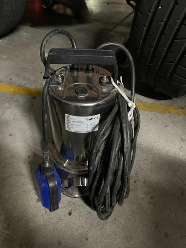 Bomba De Agua Sumergible De Acero Inoxidable (Usado)