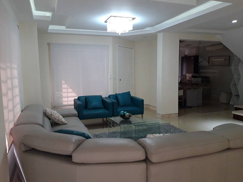 Imagen 2 de 14 de Nestor Moreno Vende Casa En Villas De San Diego Country Club