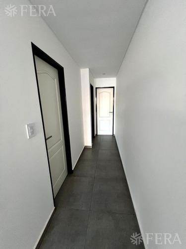 Venta De Departamento 3 Ambientes Con Cochera En Wilde