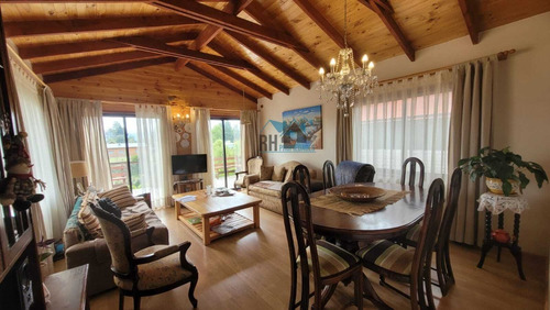 Imagen 3 de 21 de Linda Casa Familiar En Venta En Pucón (solo Contado)