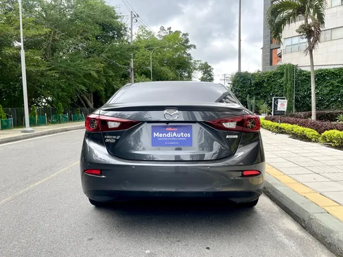 Mazda 3 2.0 Prime