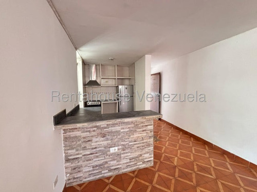 Milagros Inmuebles Apartamento Venta Cabudare Lara Av Intercomunal Barquisimeto Acarigua El Palmar Economica Residencial Economico Código Inmobiliaria Rent-a-house 25-18227