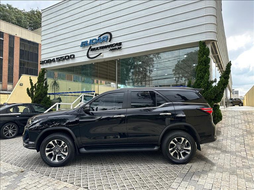 Toyota Hilux SW4 2.8 D-4d Turbo Diesel Srx Platinum 7l 4x4 Automático